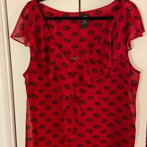 Red, lip print tank, Torrid, size 4